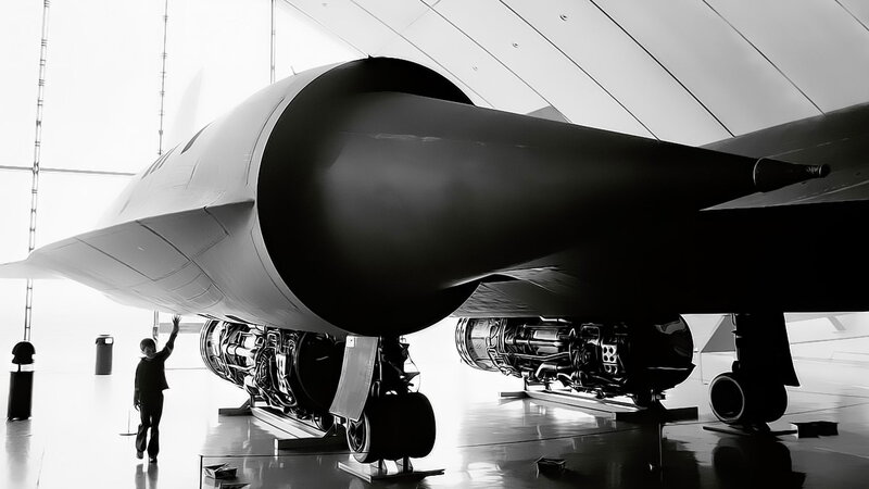 Jet engine exhibit in museum