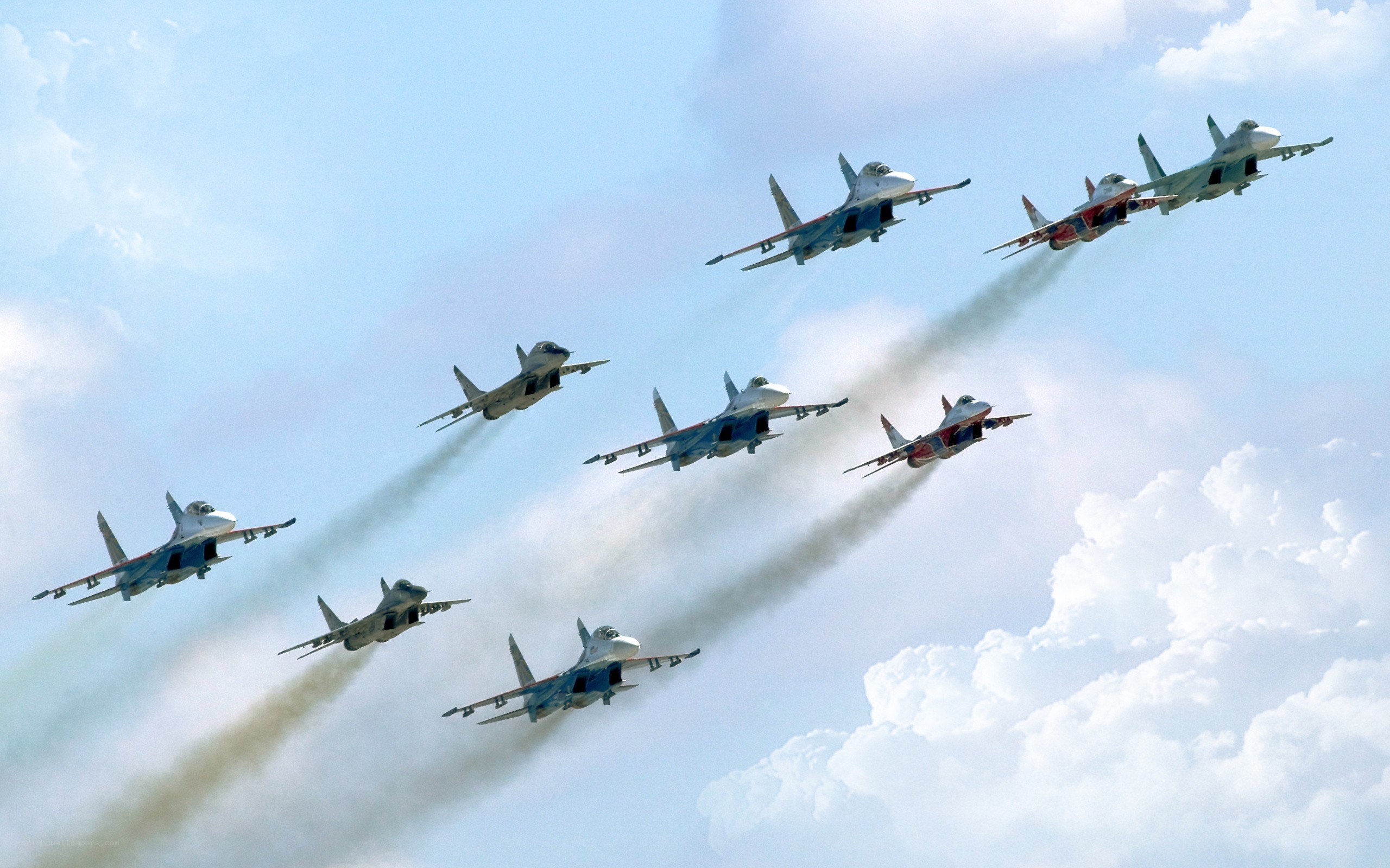 Jet fighter formation in sky