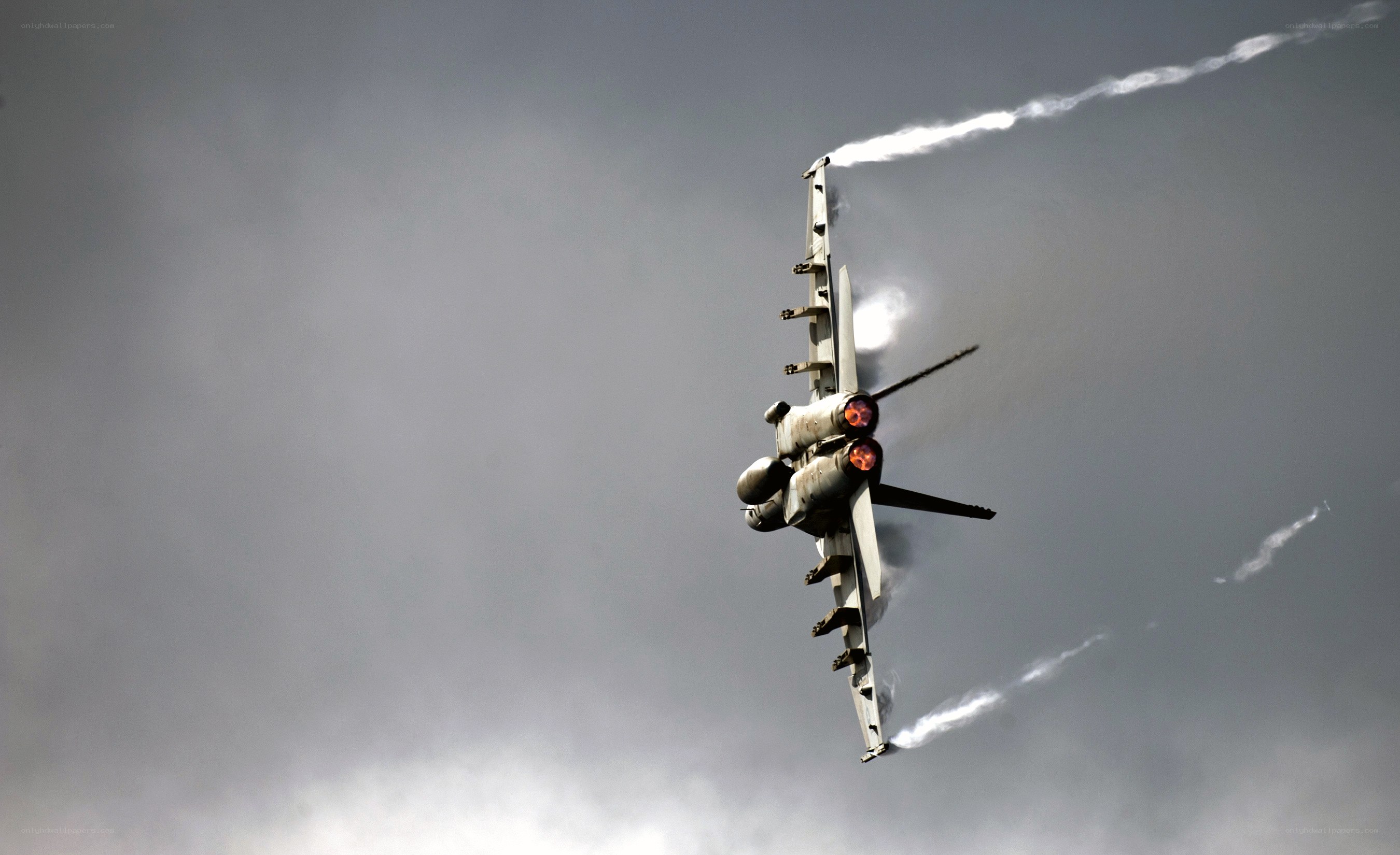 Jet fighter in flight