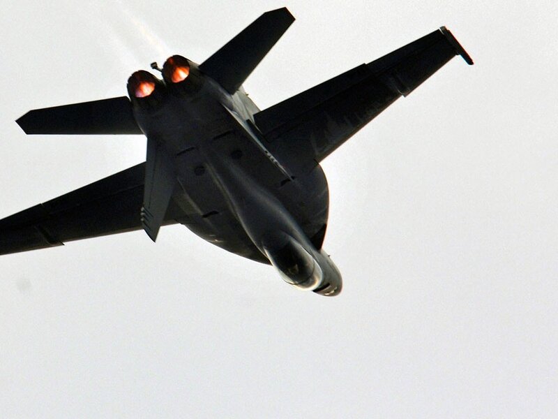 jet fighter in flight