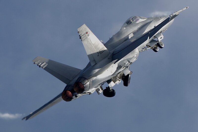 Jet fighter in flight