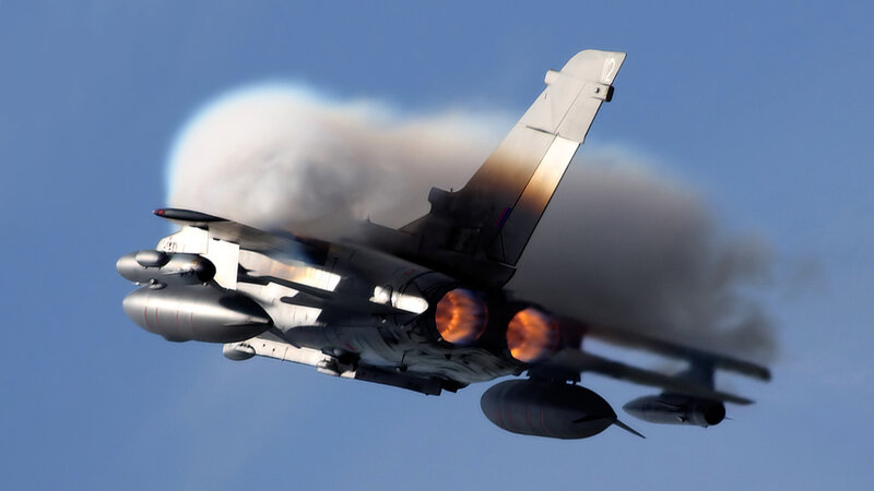 Jet fighter in flight