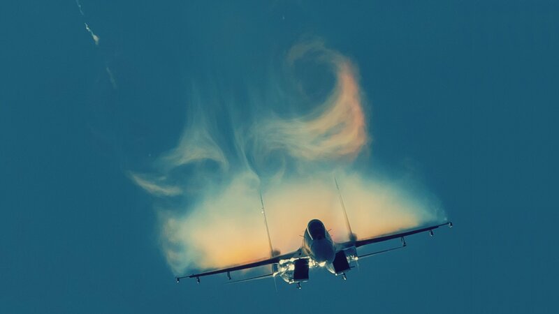 Jet Fighter in Flight — Blue, Dramatic