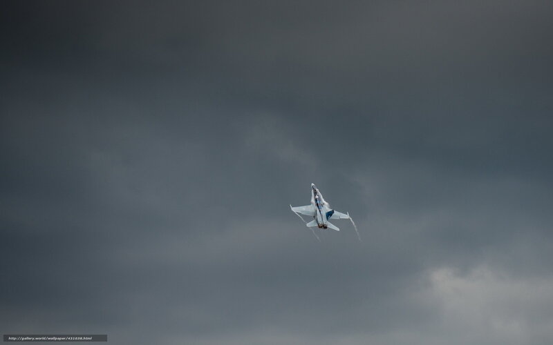 Jet Fighter in Flight — Gray, Dramatic, Photograph, Aircraft