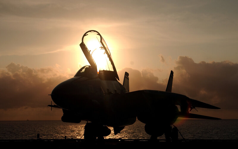 jet fighter on aircraft carrier
