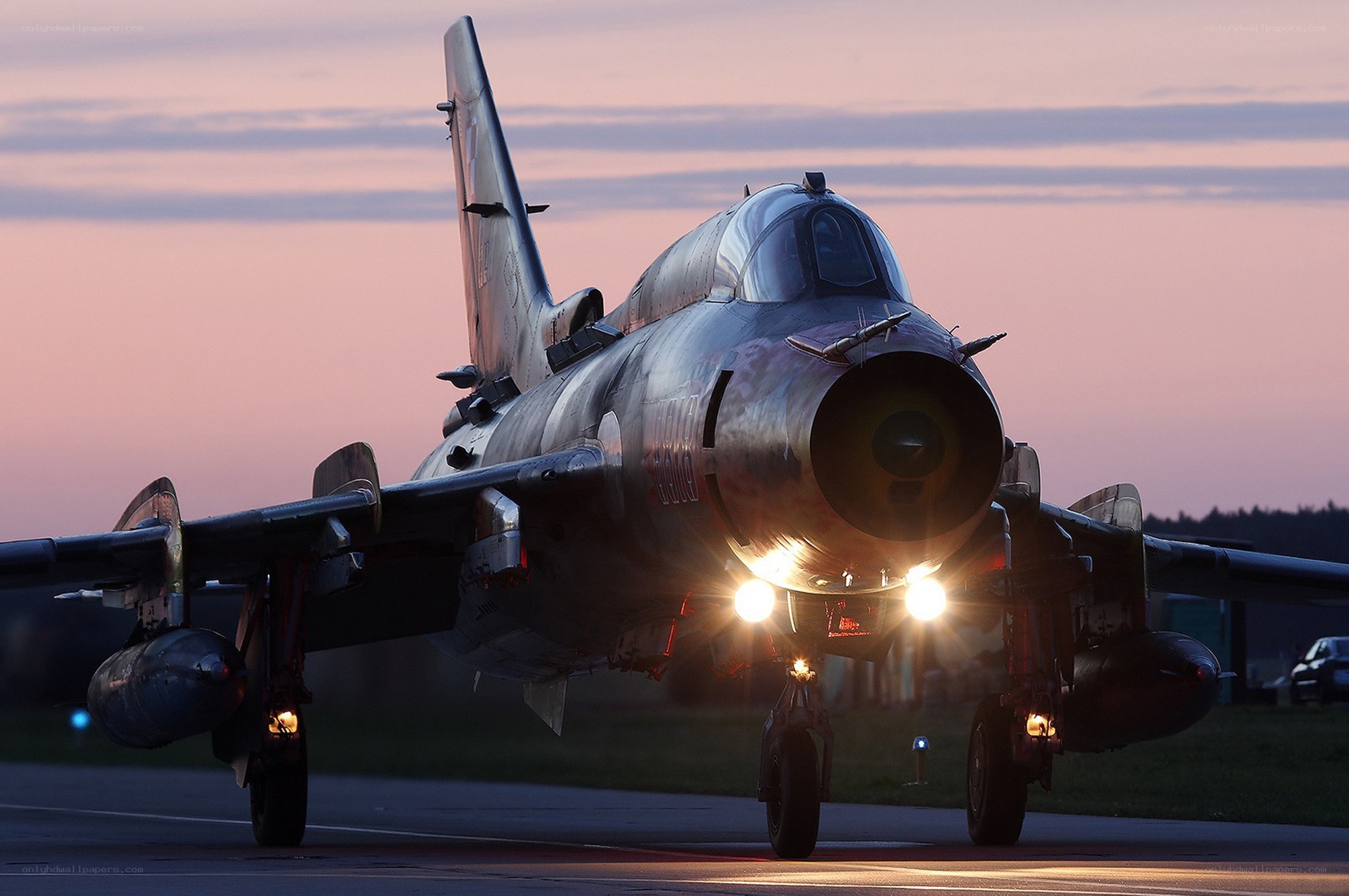 Jet fighter on the runway