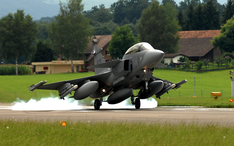 Jet fighter taking off