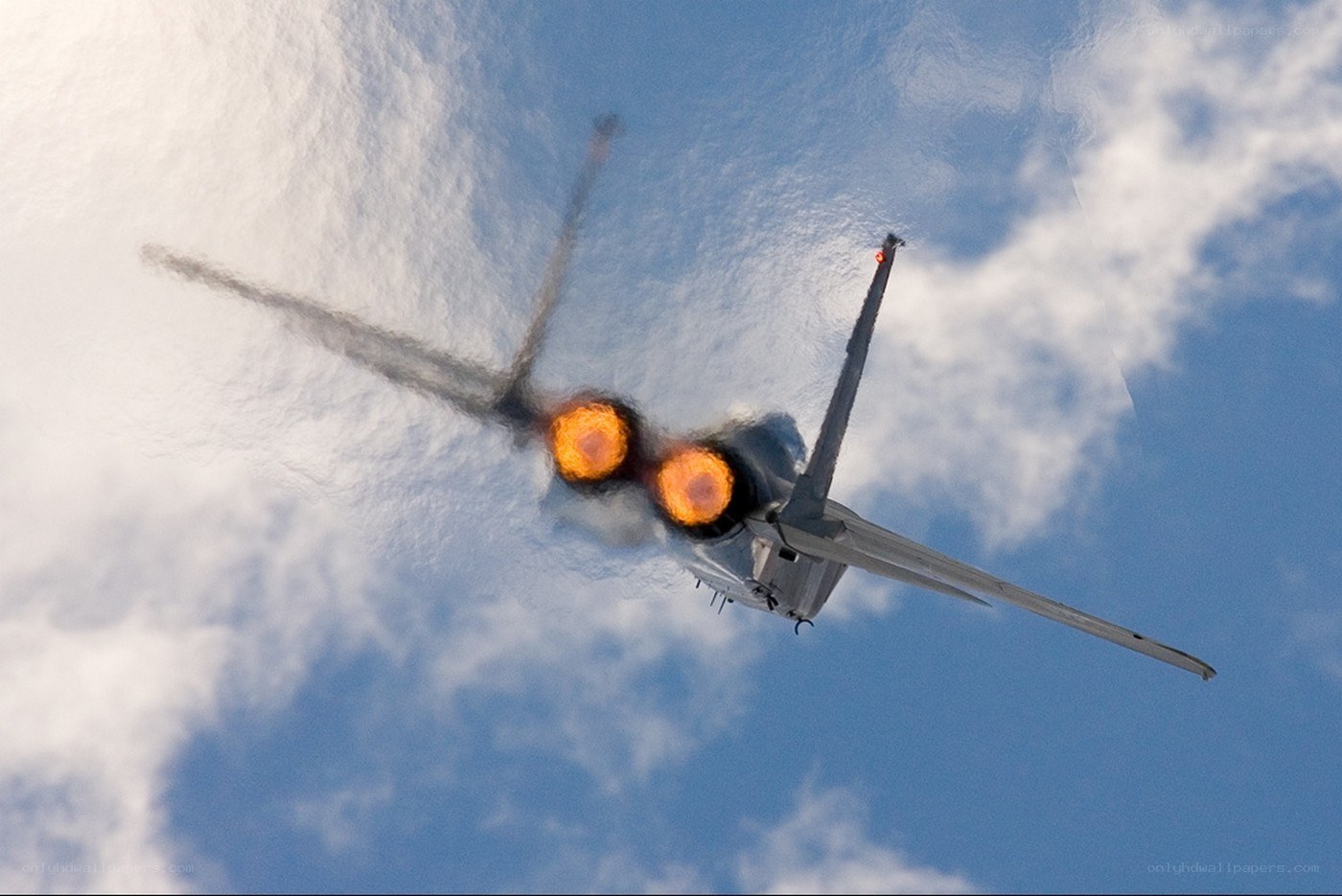 jet fighter with afterburners
