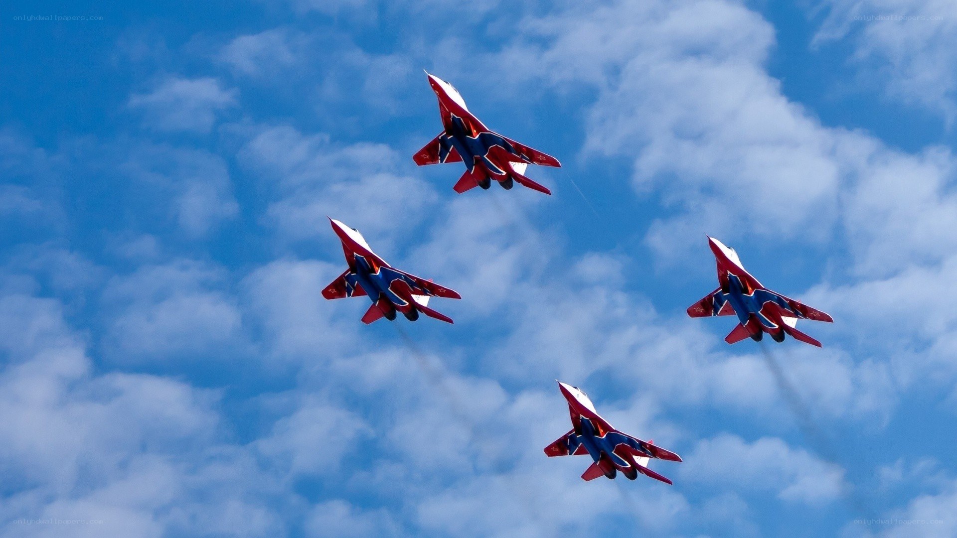 Jet fighters in formation