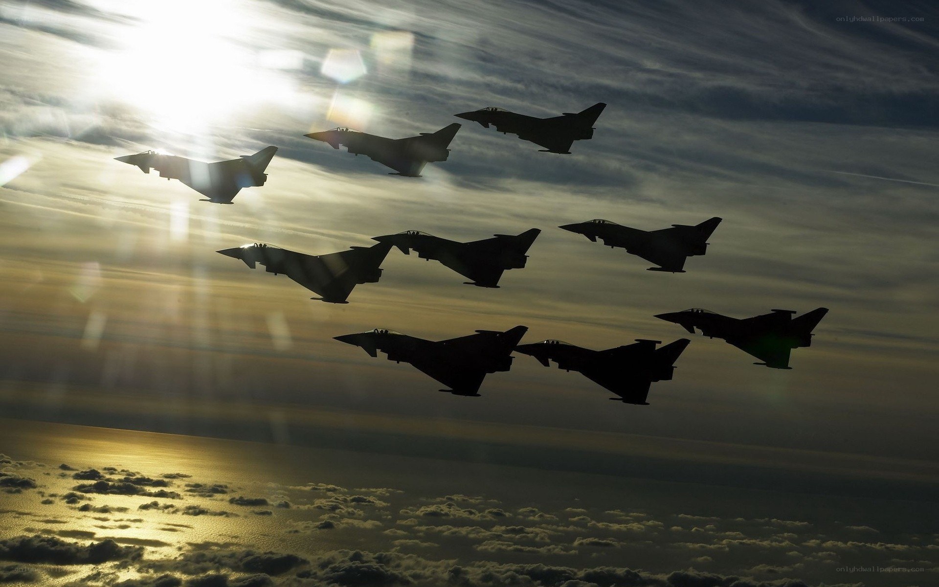 Jet fighters in formation