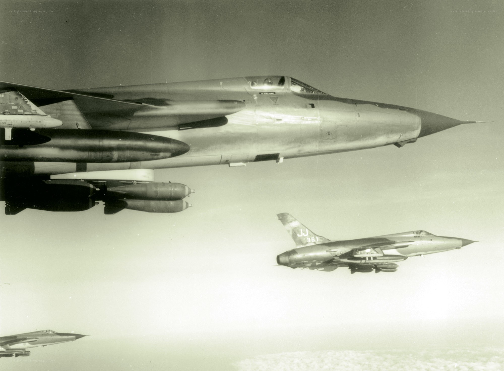 Jet fighters in formation