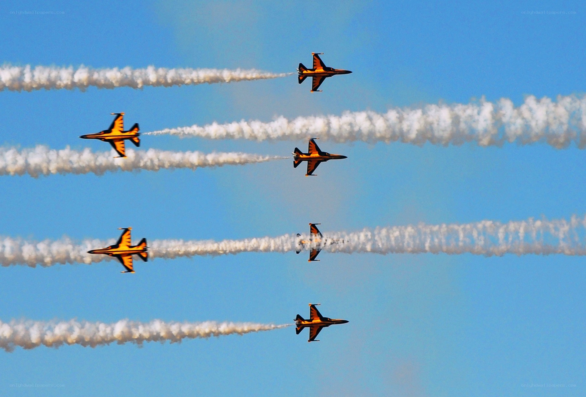Jet fighters in formation