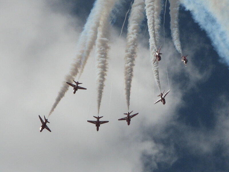 Jet fighters performing aerial display