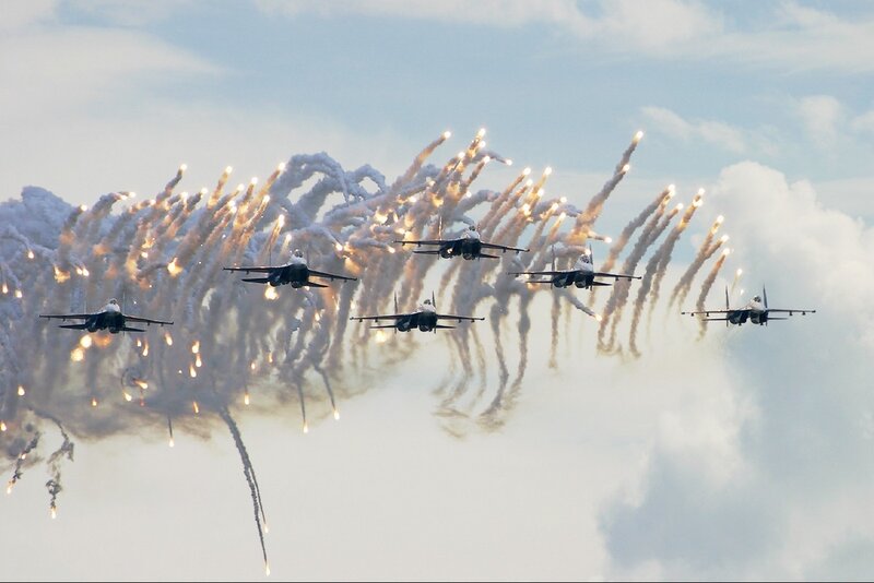 Jet fighters with flares