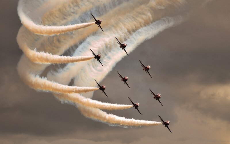 Jet formation in sky