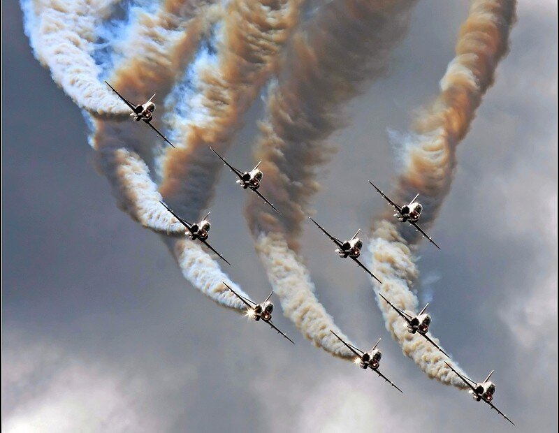 Jet formation with smoke trails
