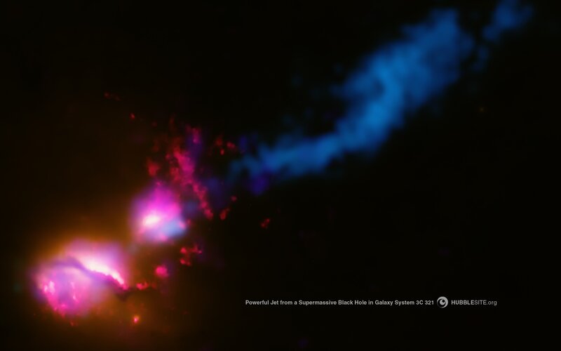 Jet from Black Hole in Galaxy 3C 321