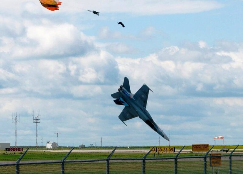 Jet Performing Aerobatic