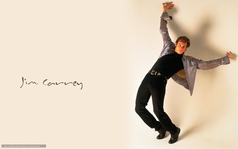 Jim Carrey posing dynamically
