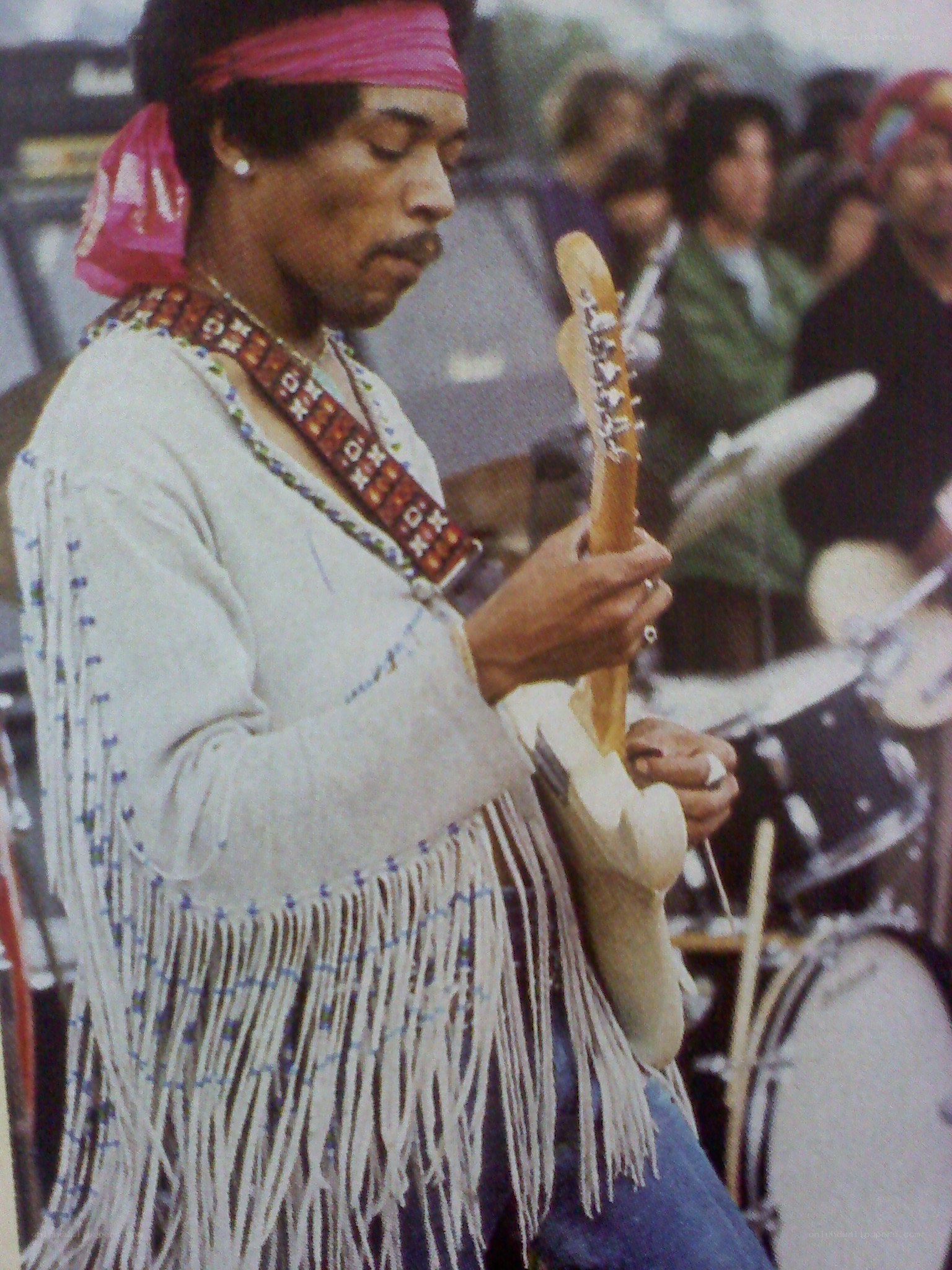 jimmy hendrix performing live