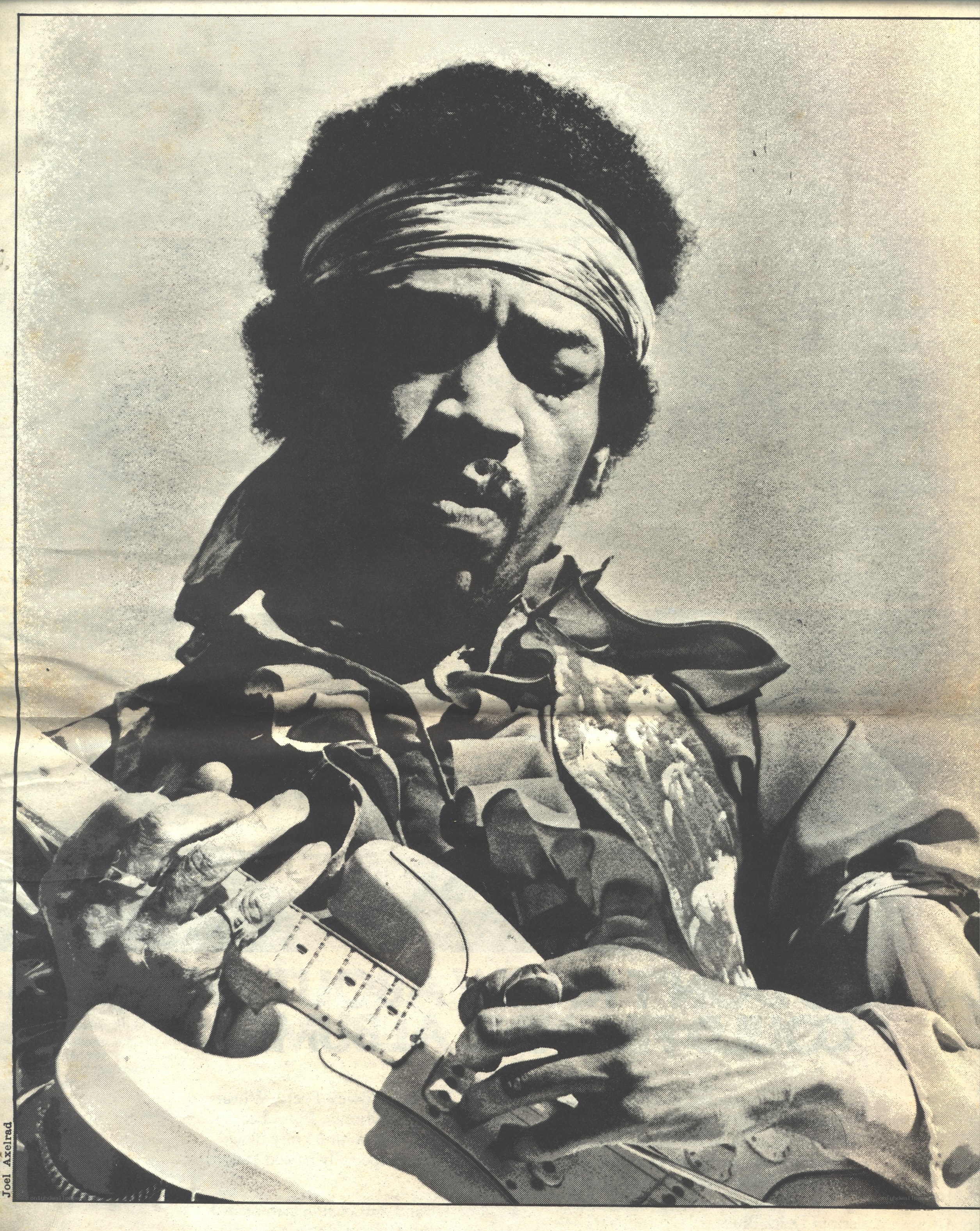 jimmy hendrix playing guitar