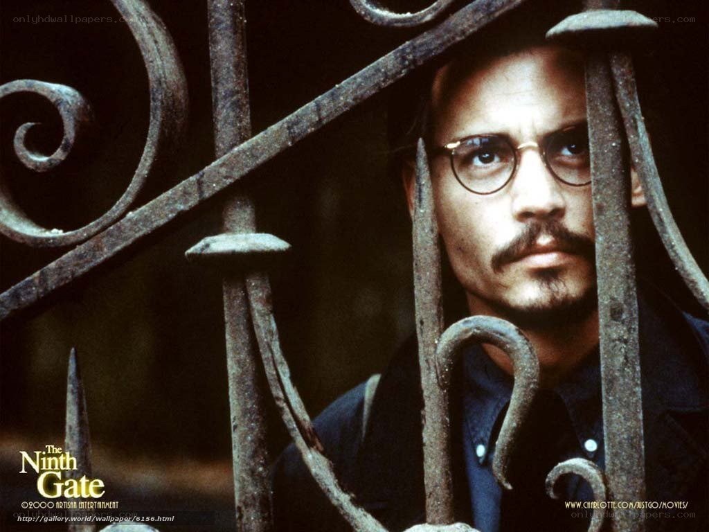 Johnny Depp in The Ninth Gate