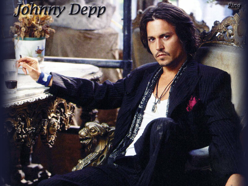 Johnny Depp Sitting — Black