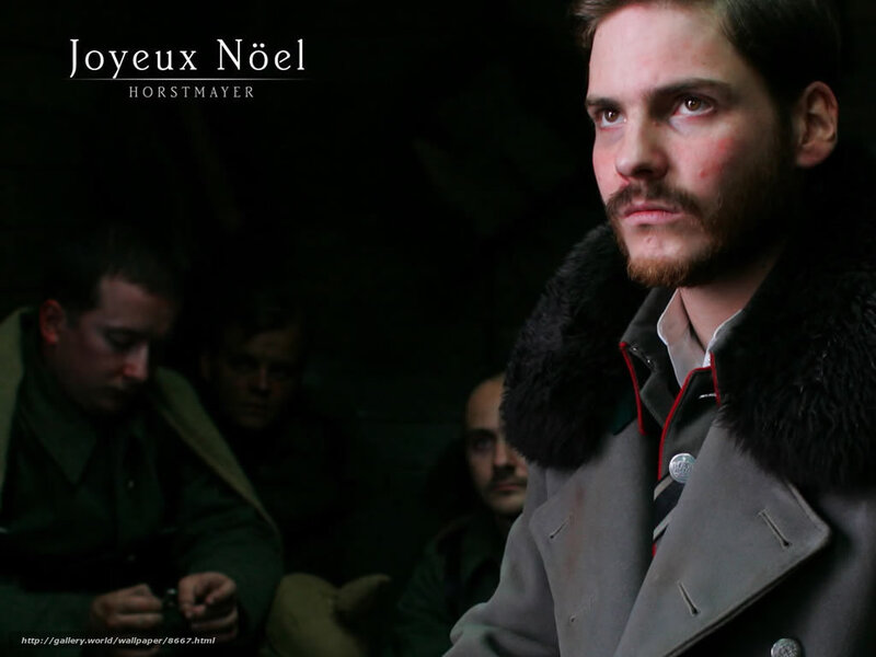 Joyeux Noël movie scene
