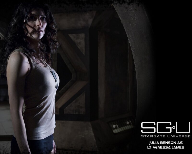 Julia Benson as Lt Vanessa James