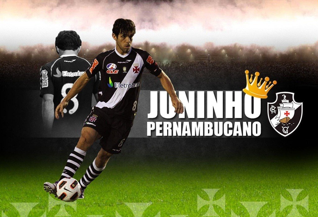 Juninho Pernambucano in action