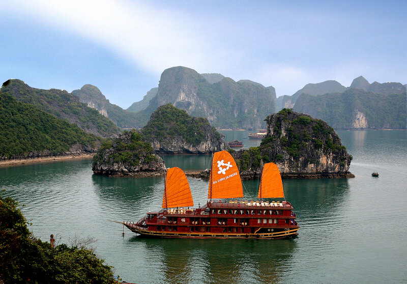 Junk boat in Ha Long Bay