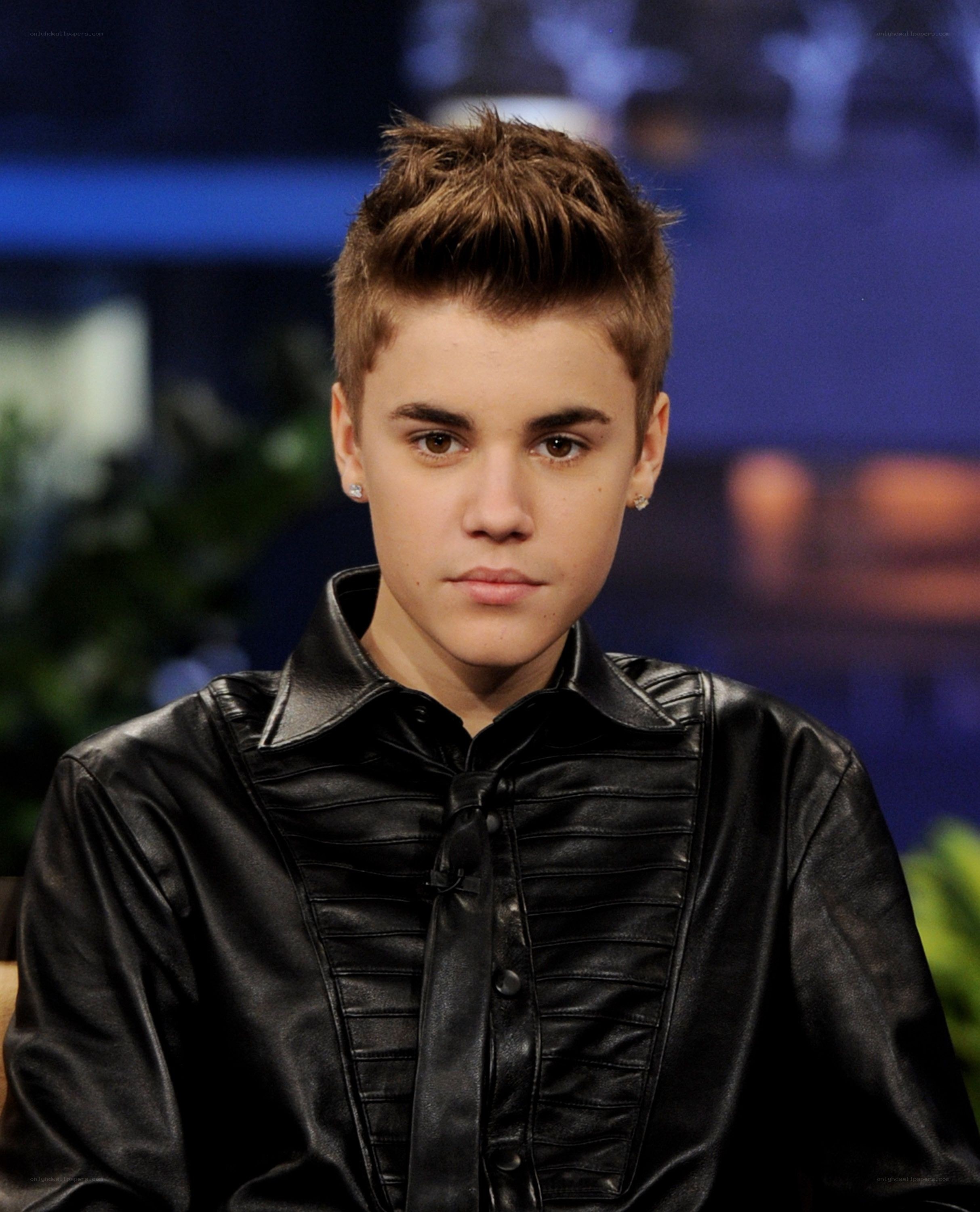 Justin Bieber in black leather jacket