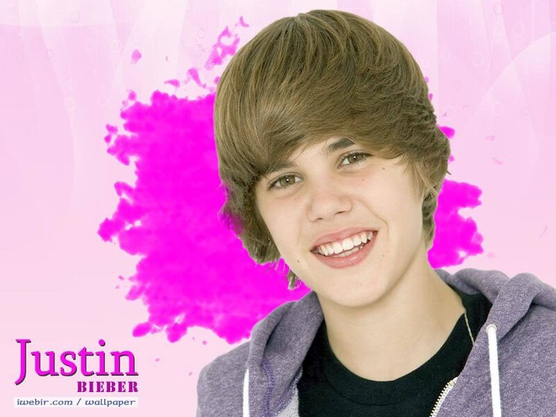 Justin Bieber smiling portrait