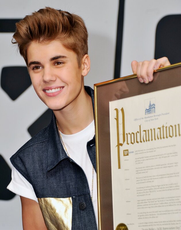Justin Bieber with proclamation