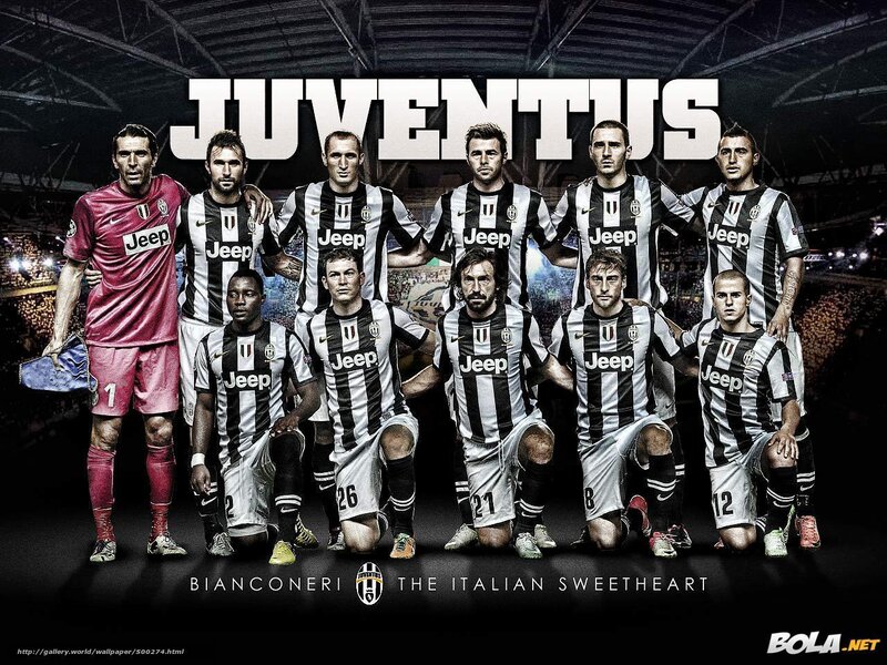 Juventus football team portrait