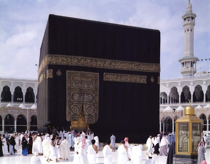Kaaba in Mecca — Black, Serene, Afternoon, Photograph, Mosque, Pilgrims