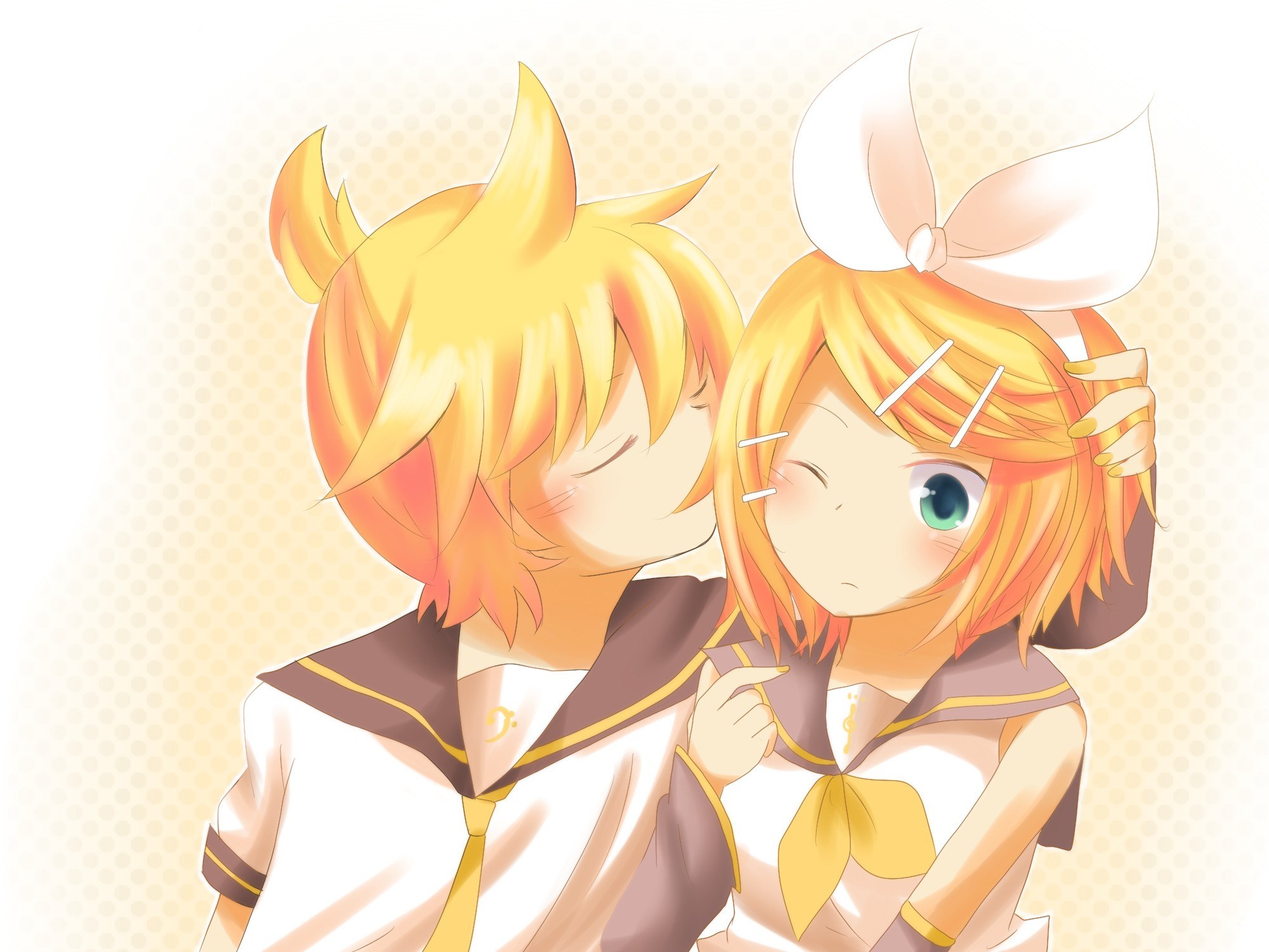 Kagamine twins affectionate moment