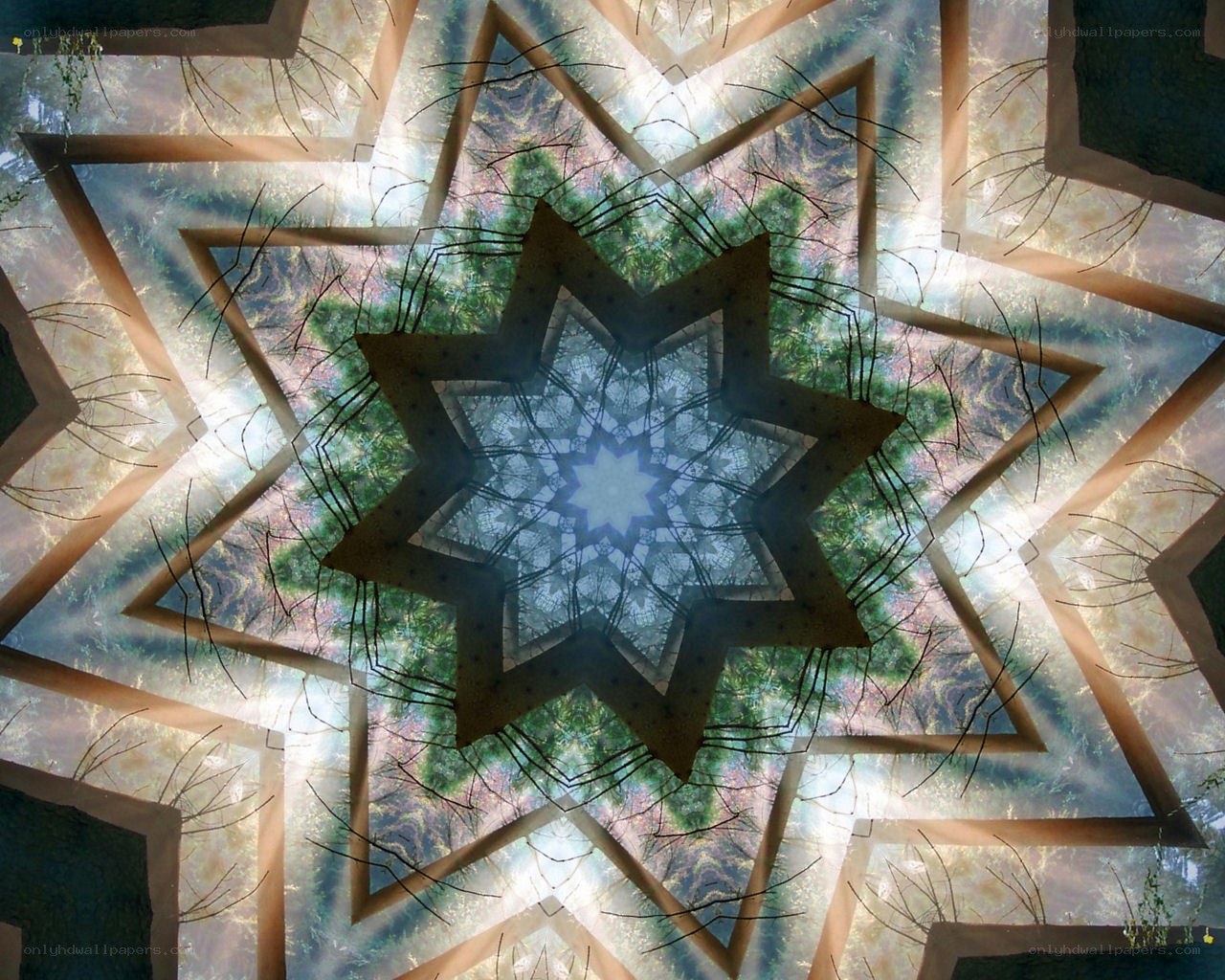 Kaleidoscopic star pattern
