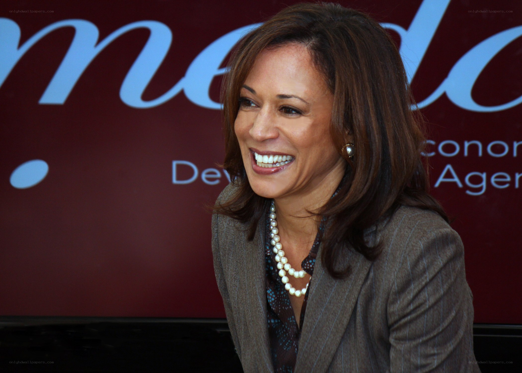 Kamala Harris smiling at event