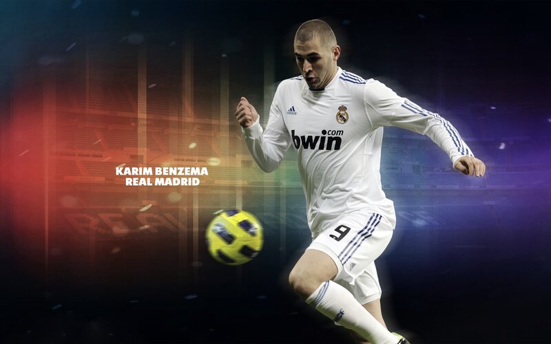 Karim Benzema in Real Madrid kit