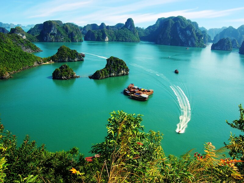 Karst Islands in Bay — Turquoise