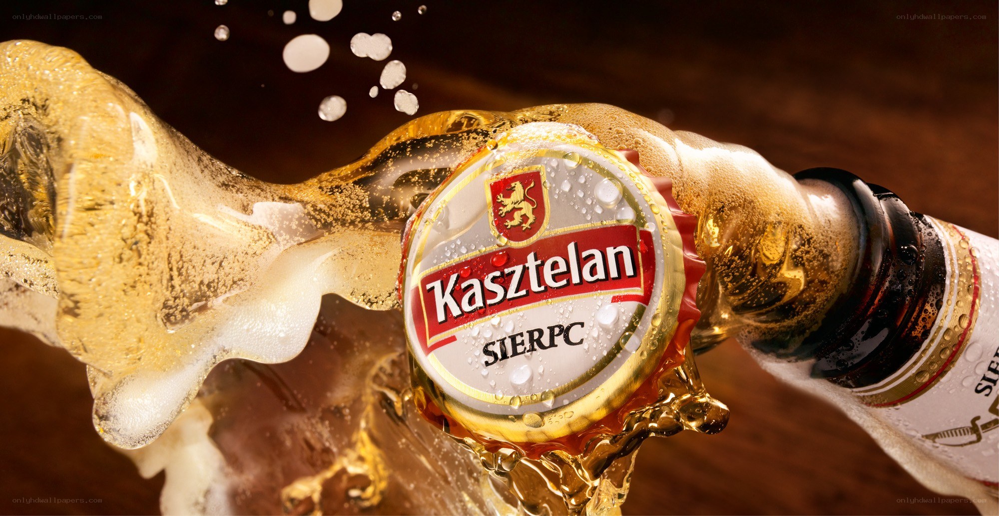 Kasztelan beer bottle opening