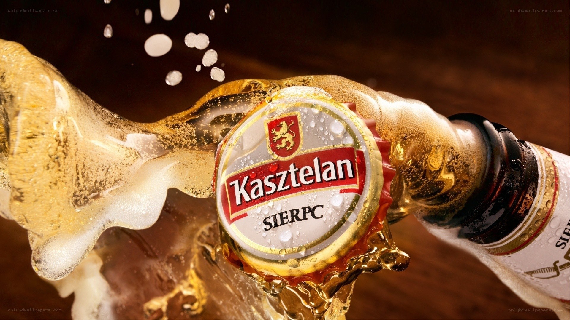 Kasztelan beer bottle opening