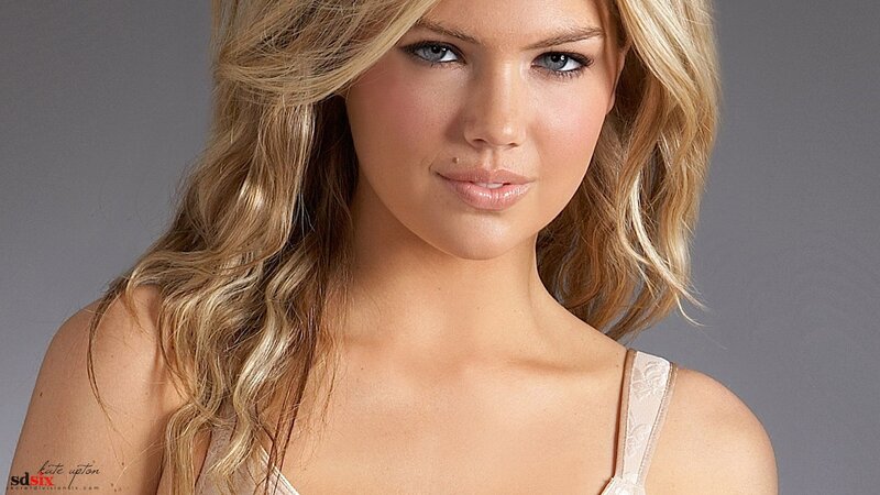 Kate Upton in a light top