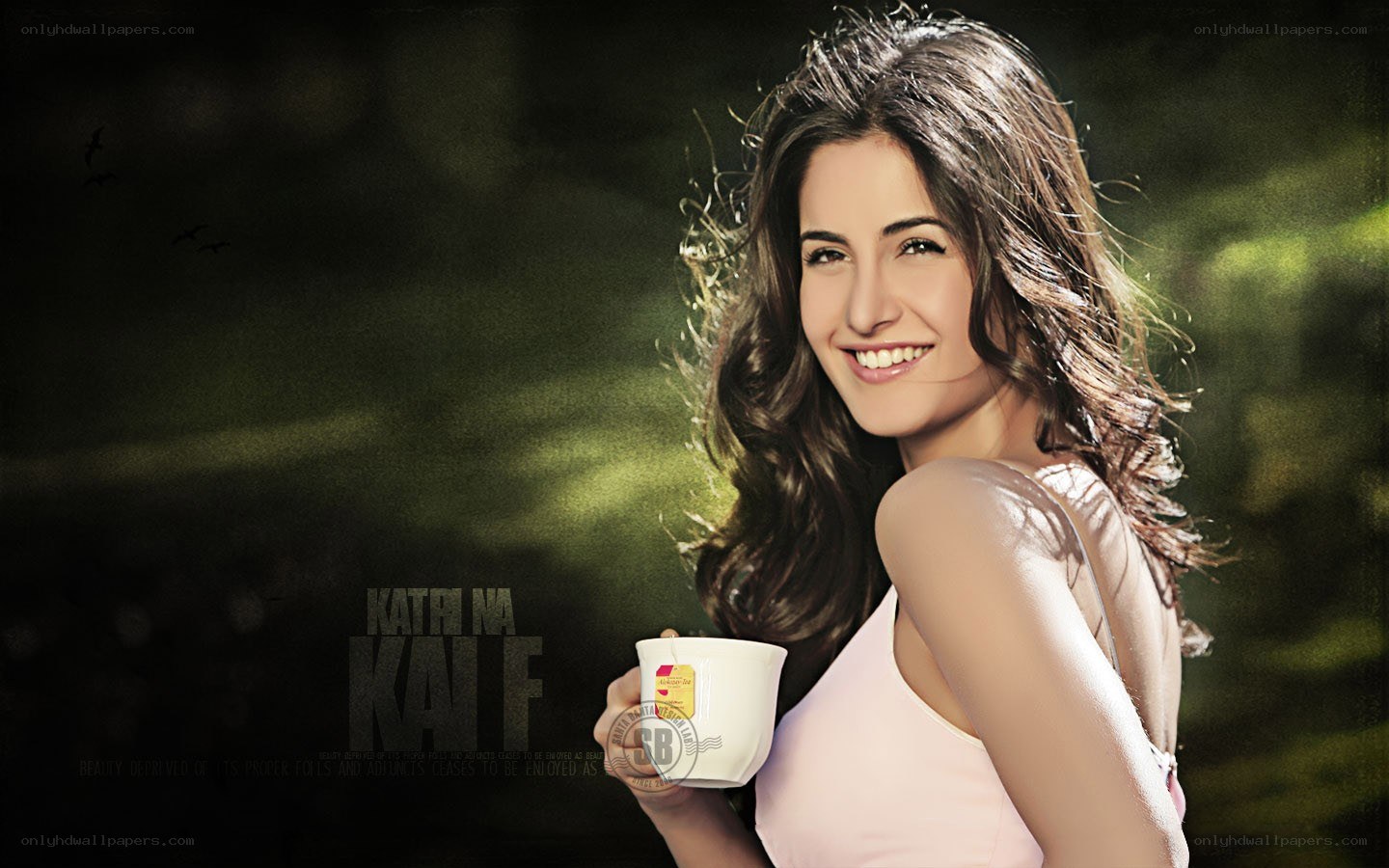 Kati in a tea ad
