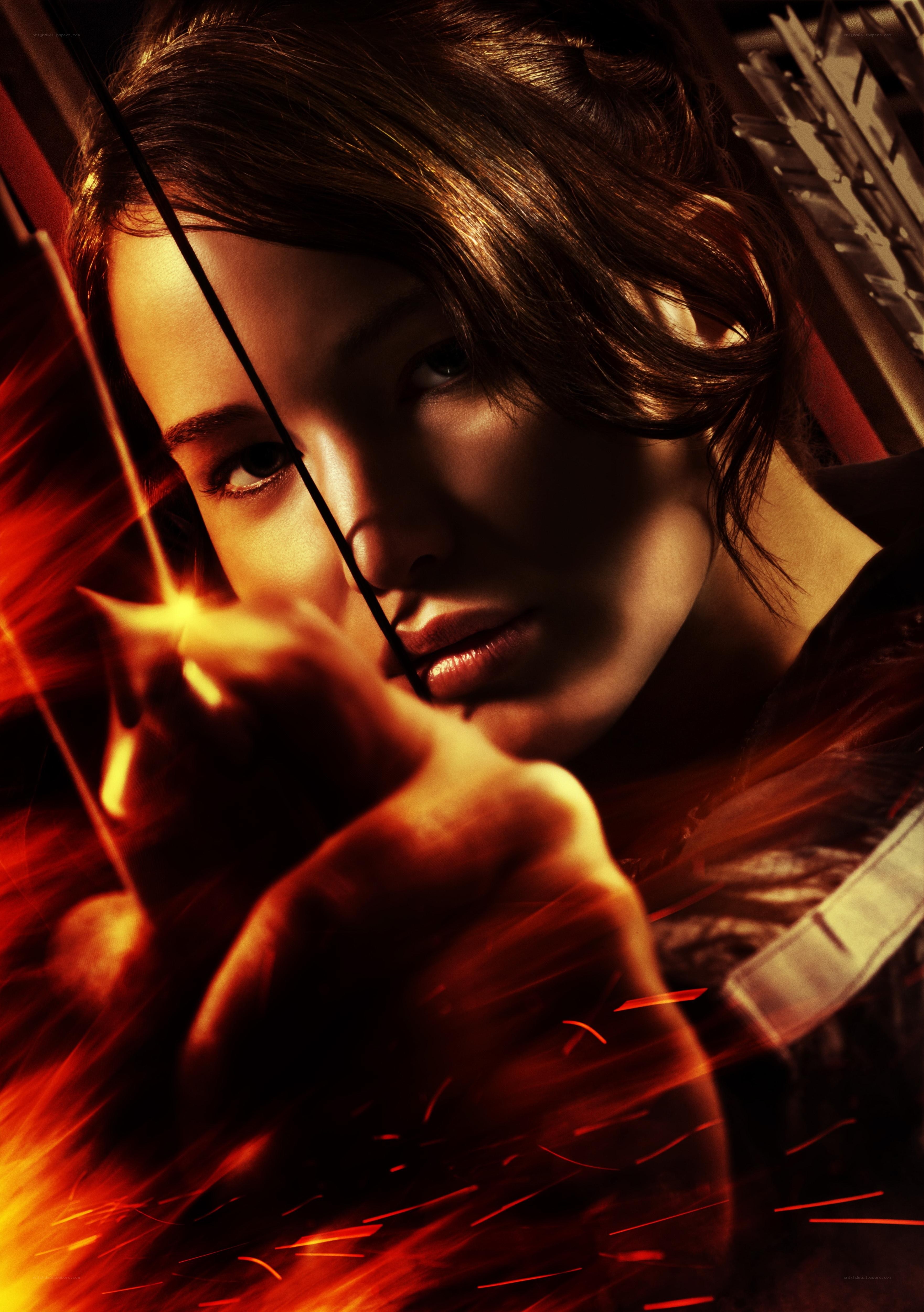 Katniss aiming bow