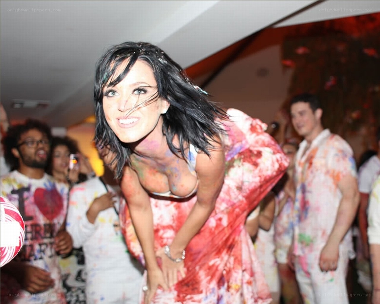Katy Perry at a paint party