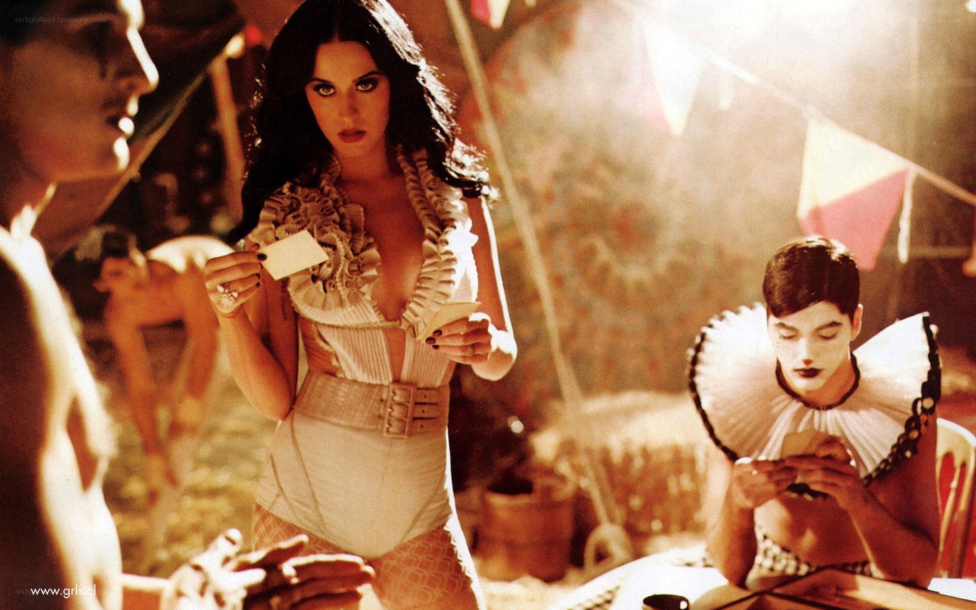 Katy Perry in circus-themed scene
