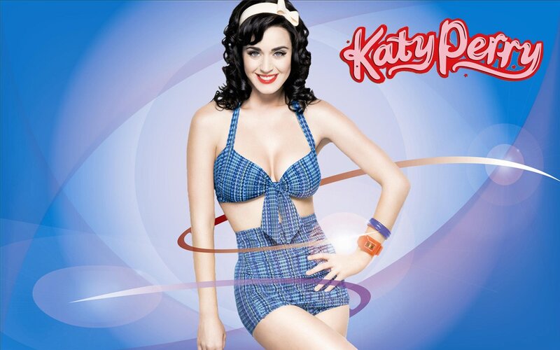 Katy Perry in retro swimsuit