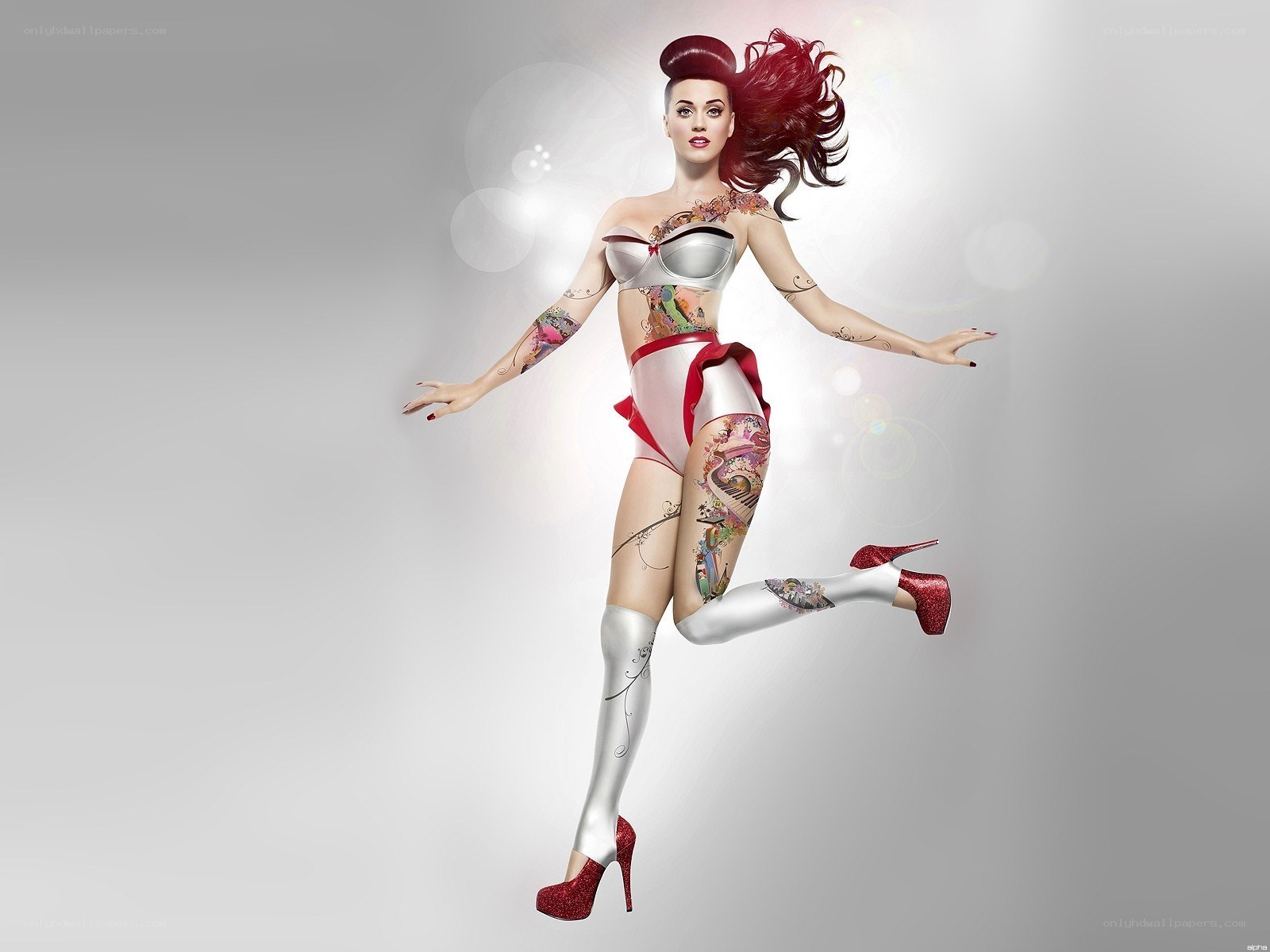 Katy Perry in silver and red